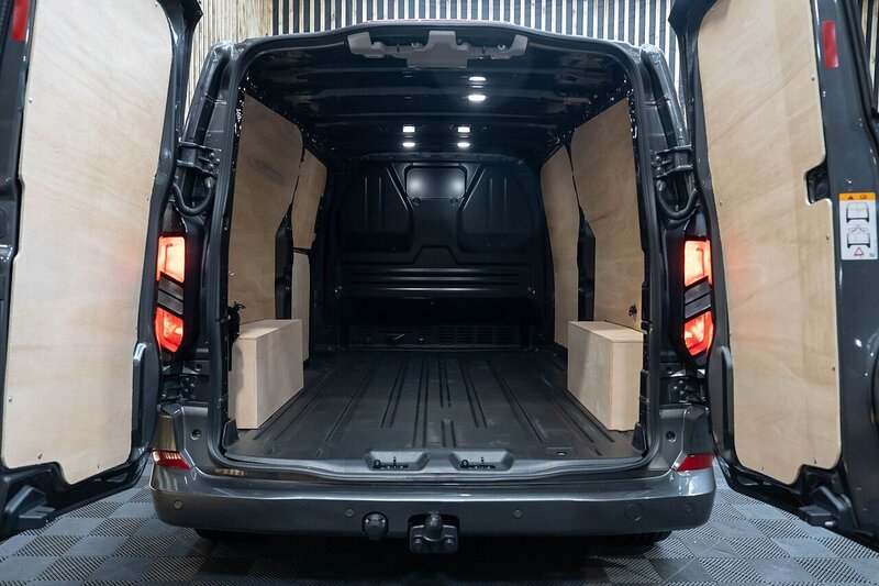 Ford Transit Custom 320 Limited L2h1 Plug-in Hybrid Panel Van Ecoblue - N301