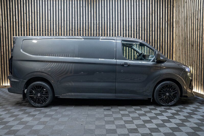 Ford Transit Custom 320 Limited L2h1 Plug-in Hybrid Panel Van Ecoblue - N301