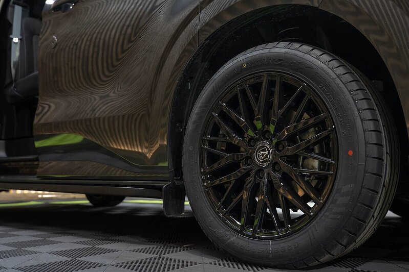 Ford Transit Custom 320 Limited Dciv L1h1 2.5L Auto Plug-in Hybrid - N307
