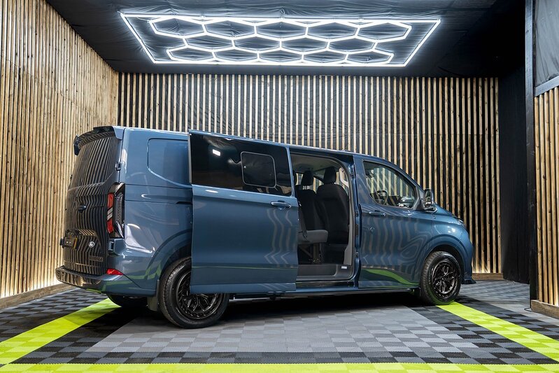 Ford Transit Custom 320 Limited Dciv L1h1 2.5L Auto Plug-in Hybrid - N308