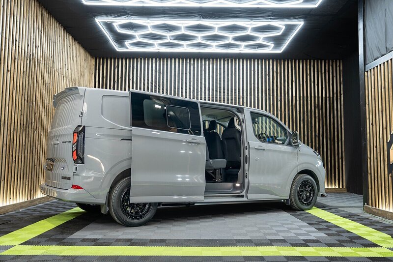 Ford Transit Custom 320 Limited L2 2.5L Auto Plug-in Hybrid - N311
