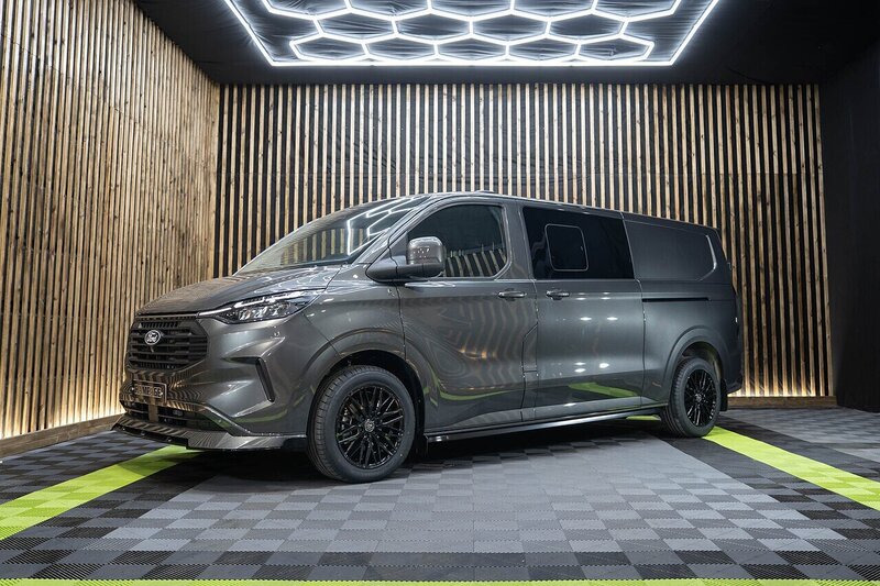 Ford Transit Custom 320 Limited Dciv L2h1 2.5L Auto Plug-in Hybrid - N314