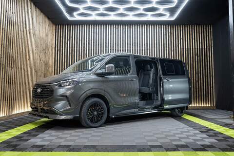Ford Transit Custom 320 Limited L1h1 Dciv Ecoblue Crew Cab 2.0 Automatic Diesel