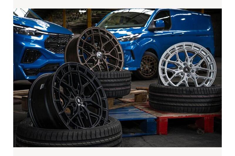 Rampage Signature Ford Transit Custom 320 Limited L2h1 Dciv Ecoblue - N335