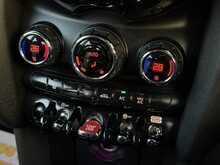 MINI Hatch 1.5 Cooper Hatchback 3dr [136PS] 