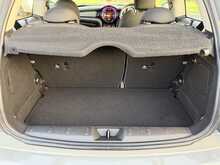 MINI Hatch 1.5 Cooper Hatchback 3dr [136PS] 