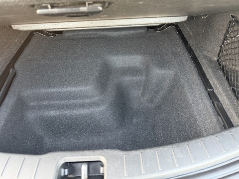 Single Motor 69kWh Standard Range Fastback 5dr Electric Auto FWD (231 ps)