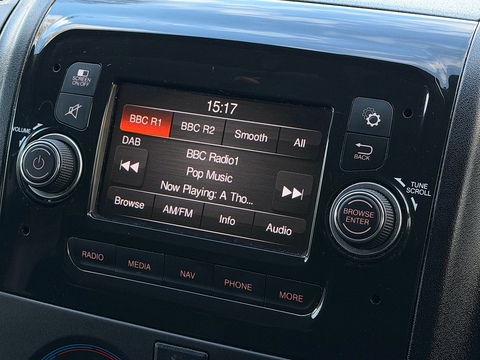 2.2 BlueHDi 335 Professional Panel Van 5dr Diesel Manual L3 H2 Euro 6 (s/s) (140 ps)