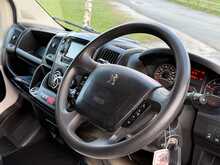 Peugeot Boxer 2.2 BlueHDi 335 Professional 5dr Diesel Manual L3 H2 Euro 6 (s/s) (140 ps) 