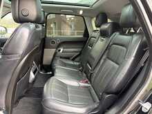 Land Rover Range Rover Sport 3.0 SD V6 HSE Dynamic SUV 5dr Diesel Auto 4WD Euro 6 (s/s) (306 ps) 