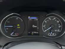 Toyota Yaris VVT-h Icon Tech 