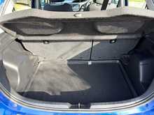Toyota Yaris VVT-h Icon Tech 