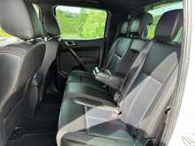Ford Ranger 2.0 EcoBlue Wildtrak Pickup Double Cab 4dr Diesel Auto 4WD Euro 6 (s/s) (213 ps) 