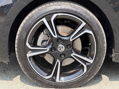 1.2 Turbo Ultimate Hatchback 5dr Petrol Auto Euro 6 (s/s) (130 ps)