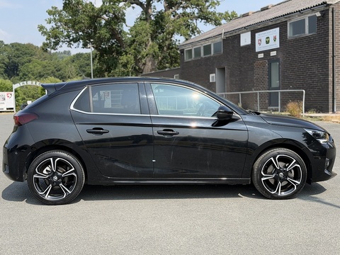 1.2 Turbo Ultimate Hatchback 5dr Petrol Auto Euro 6 (s/s) (130 ps)