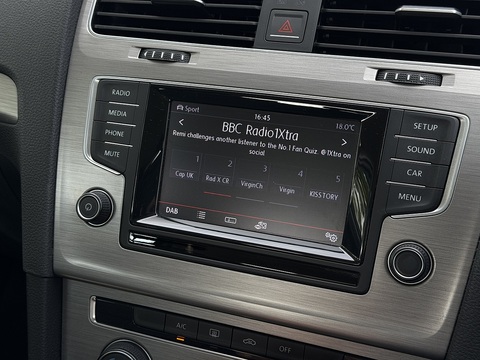 1.4 TSI BlueMotion Tech Match Hatchback 5dr Petrol Manual Euro 5 (s/s) (122 ps)