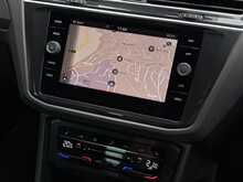 Volkswagen Tiguan 1.5 TSI R-Line SUV 5dr Petrol DSG Euro 6 (s/s) (150 ps) 