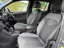 Volkswagen Tiguan 1.5 TSI R-Line SUV 5dr Petrol DSG Euro 6 (s/s) (150 ps) 