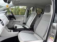 Volkswagen up! 1.0 beats 5dr Petrol Manual Euro 6 (s/s) (65 ps) 