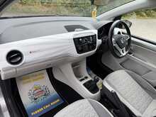 Volkswagen up! 1.0 beats 5dr Petrol Manual Euro 6 (s/s) (65 ps) 