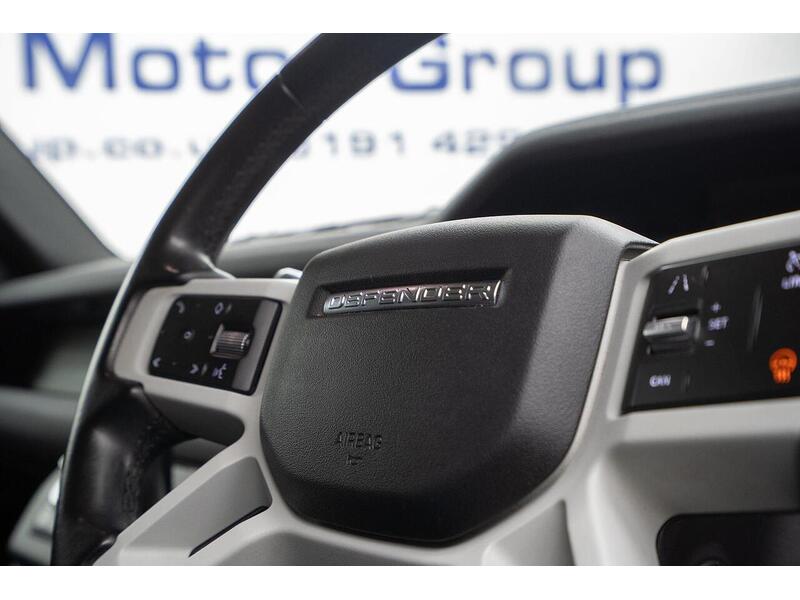 Land Rover Defender 110 2.0 SD4 SE Auto 4WD Euro 6 (s/s) 5dr - U1010