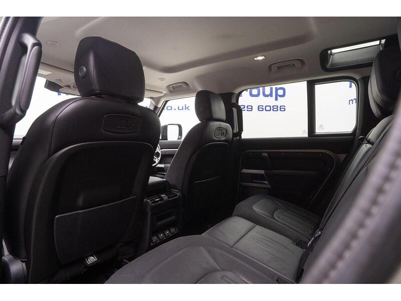 Land Rover Defender 110 2.0 SD4 SE Auto 4WD Euro 6 (s/s) 5dr - U1010