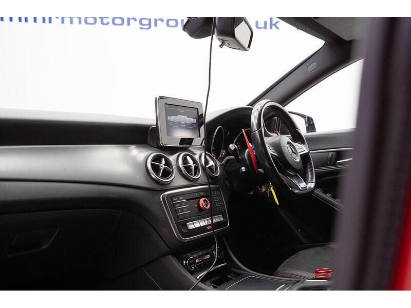 Mercedes-Benz CLA 1.6 CLA180 AMG Line Coupe 7G-DCT Euro 6 (s/s) 4dr - U1011