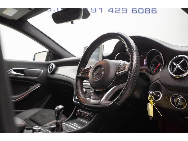 Mercedes-Benz CLA 2.1 CLA200d AMG Line Coupe Euro 6 (s/s) 4dr - U1036
