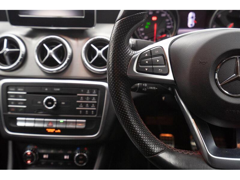 Mercedes-Benz CLA 2.1 CLA200d AMG Line Coupe Euro 6 (s/s) 4dr - U1036