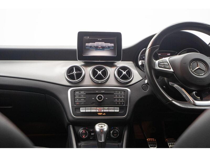 Mercedes-Benz CLA 2.1 CLA200d AMG Line Coupe Euro 6 (s/s) 4dr - U1036