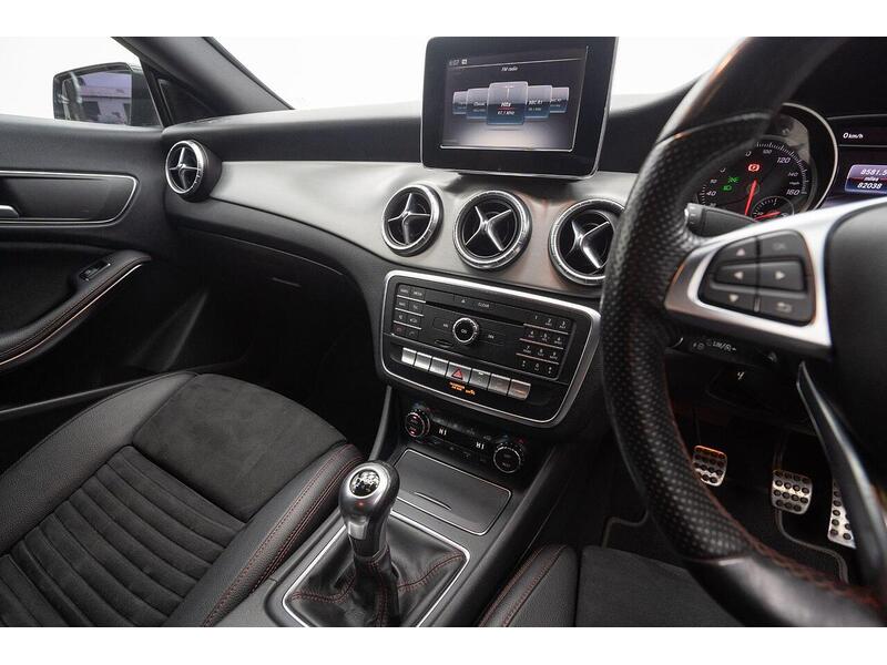 Mercedes-Benz CLA 2.1 CLA200d AMG Line Coupe Euro 6 (s/s) 4dr - U1036