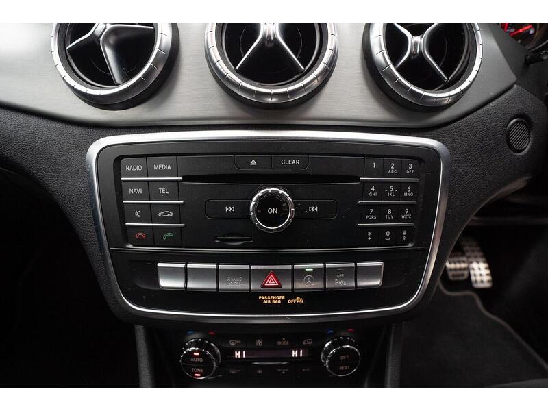 Mercedes-Benz CLA 2.1 CLA200d AMG Line Coupe Euro 6 (s/s) 4dr - U1036