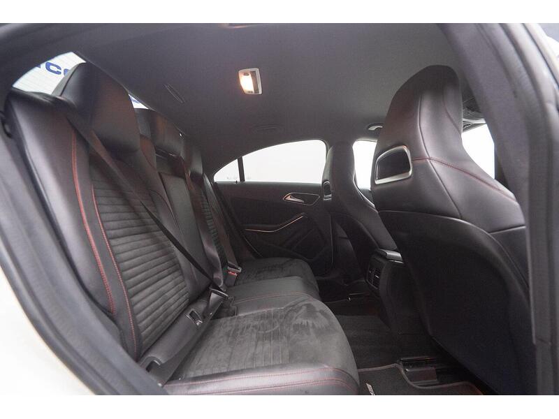 Mercedes-Benz CLA 2.1 CLA200d AMG Line Coupe Euro 6 (s/s) 4dr - U1036