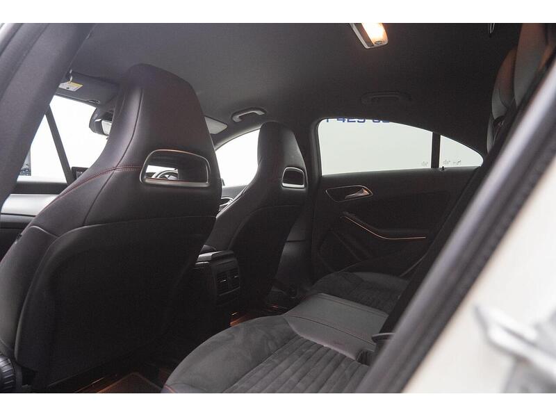 Mercedes-Benz CLA 2.1 CLA200d AMG Line Coupe Euro 6 (s/s) 4dr - U1036