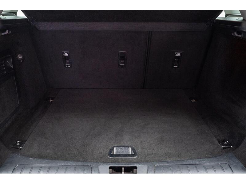 Land Rover Range Rover Evoque Range Rover Evoque SE SUV 1 Automatic Diesel - U1037