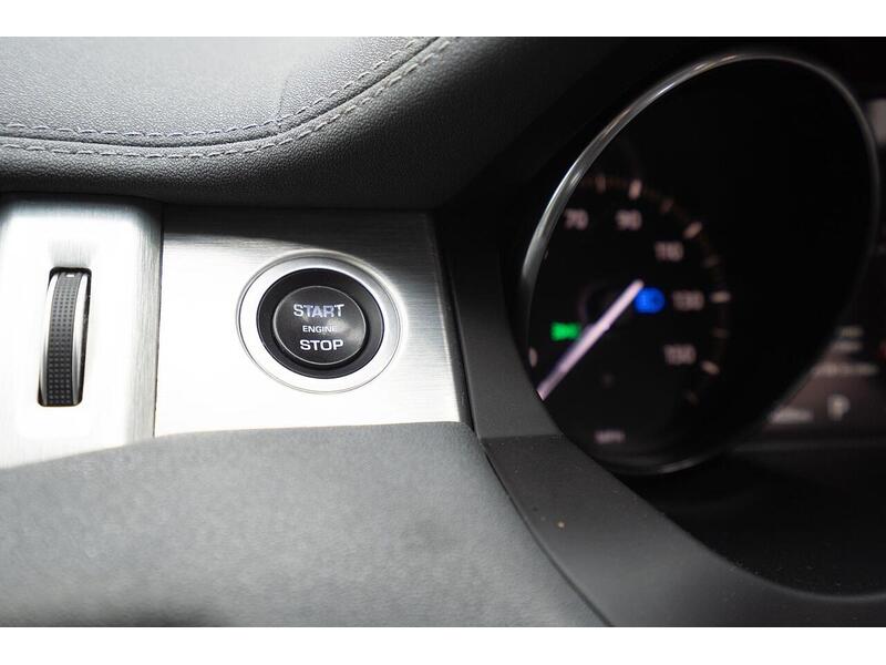 Land Rover Range Rover Evoque Range Rover Evoque SE SUV 1 Automatic Diesel - U1037