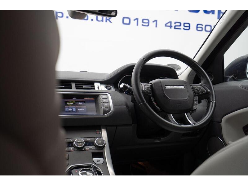 Land Rover Range Rover Evoque Range Rover Evoque SE SUV 1 Automatic Diesel - U1037