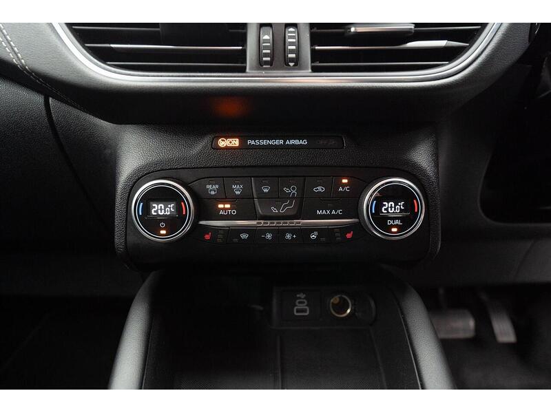 Ford Kuga Kuga Vignale SUV 2 Automatic Petrol Plug-in Hybrid - U1044