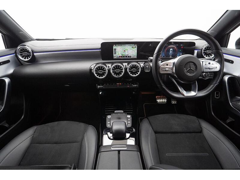 Mercedes-Benz A Class 1.3 A250e 15.6kWh AMG Line Edition 8G-DCT Euro 6 (s/s) 4dr - U1047