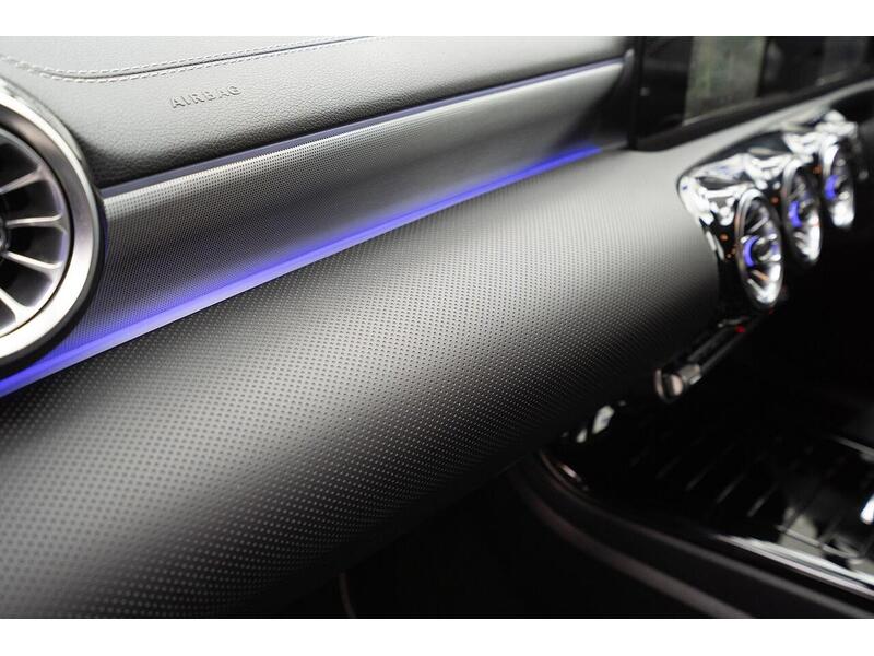 Mercedes-Benz A Class 1.3 A250e 15.6kWh AMG Line Edition 8G-DCT Euro 6 (s/s) 4dr - U1047
