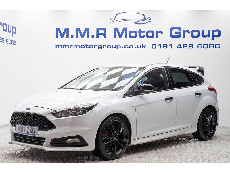 Ford Focus 2.0T EcoBoost ST-2 Euro 6 (s/s) 5dr - U1053