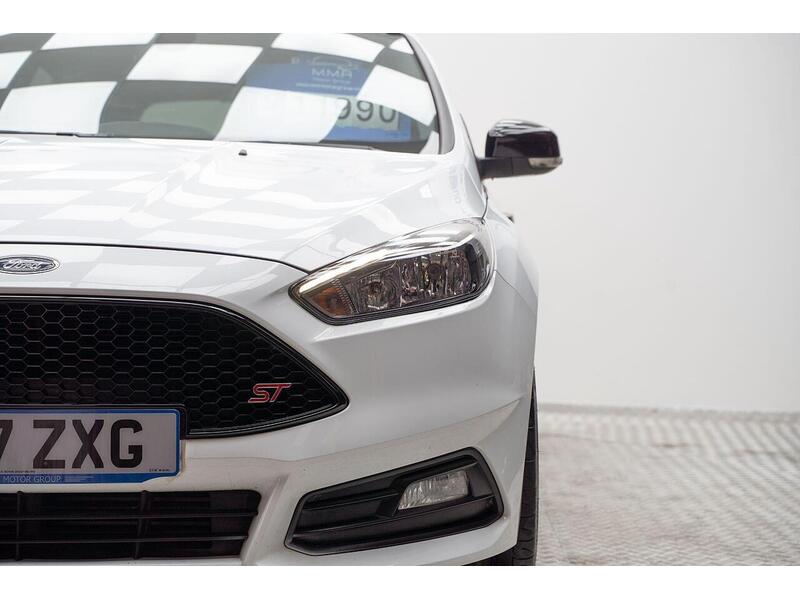 Ford Focus 2.0T EcoBoost ST-2 Euro 6 (s/s) 5dr - U1053