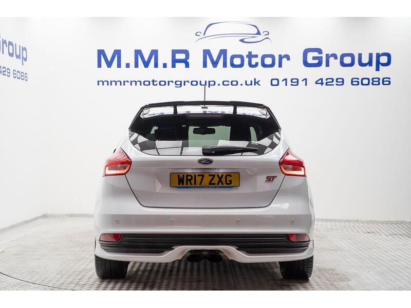 Ford Focus 2.0T EcoBoost ST-2 Euro 6 (s/s) 5dr - U1053