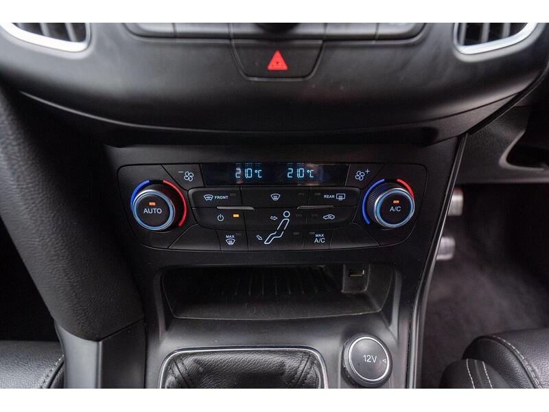 Ford Focus 2.0T EcoBoost ST-2 Euro 6 (s/s) 5dr - U1053