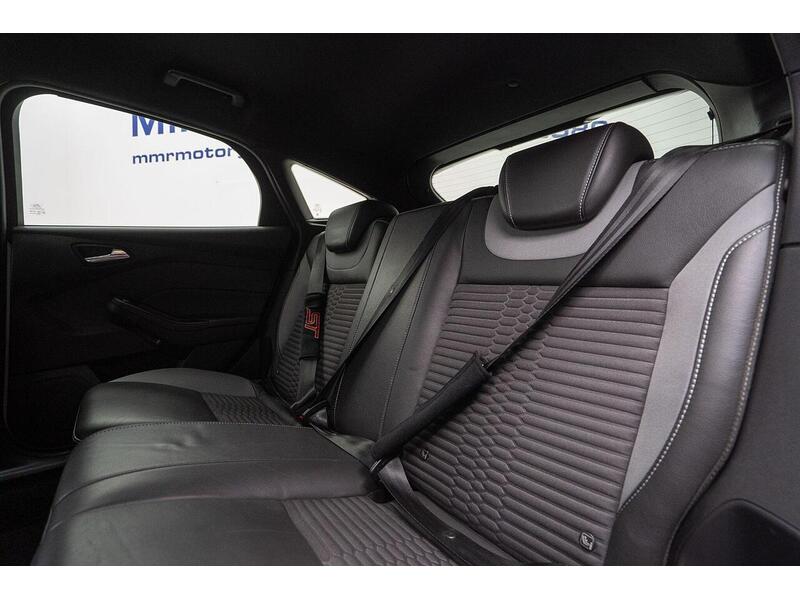 Ford Focus 2.0T EcoBoost ST-2 Euro 6 (s/s) 5dr - U1053