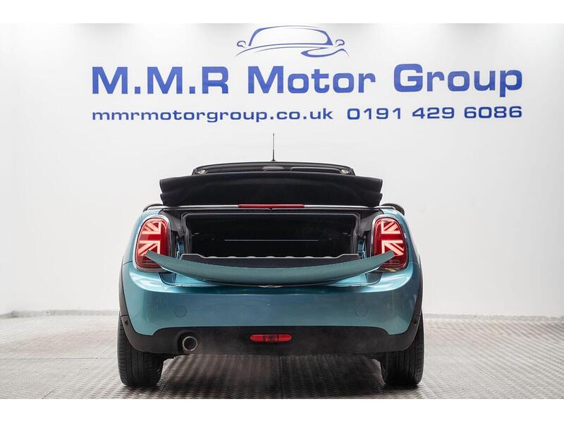 MINI Convertible 1.5 Cooper Euro 6 (s/s) 2dr - U1058