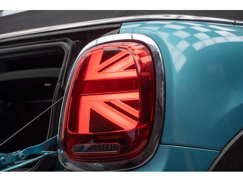 MINI Convertible 1.5 Cooper Euro 6 (s/s) 2dr - U1058