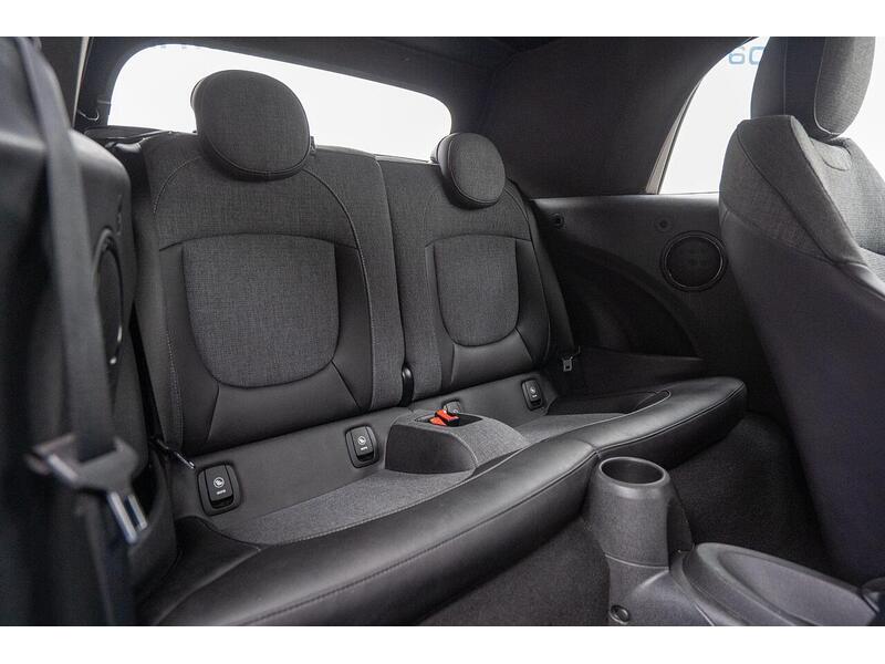 MINI Convertible 1.5 Cooper Euro 6 (s/s) 2dr - U1058