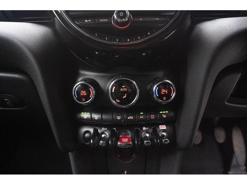 MINI Convertible 1.5 Cooper Euro 6 (s/s) 2dr - U1058