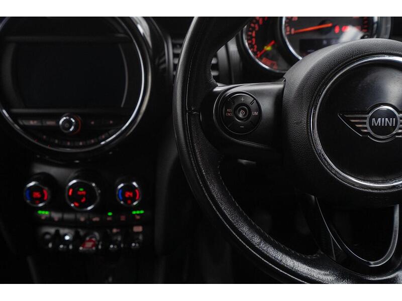 MINI Convertible 1.5 Cooper Euro 6 (s/s) 2dr - U1058